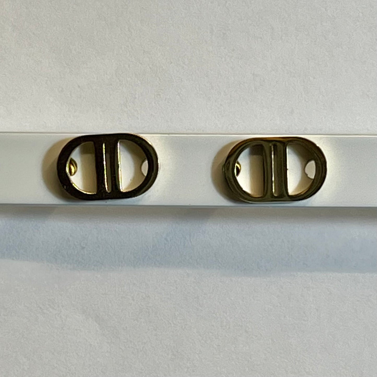 Boucles d’Oreilles en Acier Inoxydable B016 – Doré ou Argenté | Hypoallergéniques et Résistantes à l’Eau