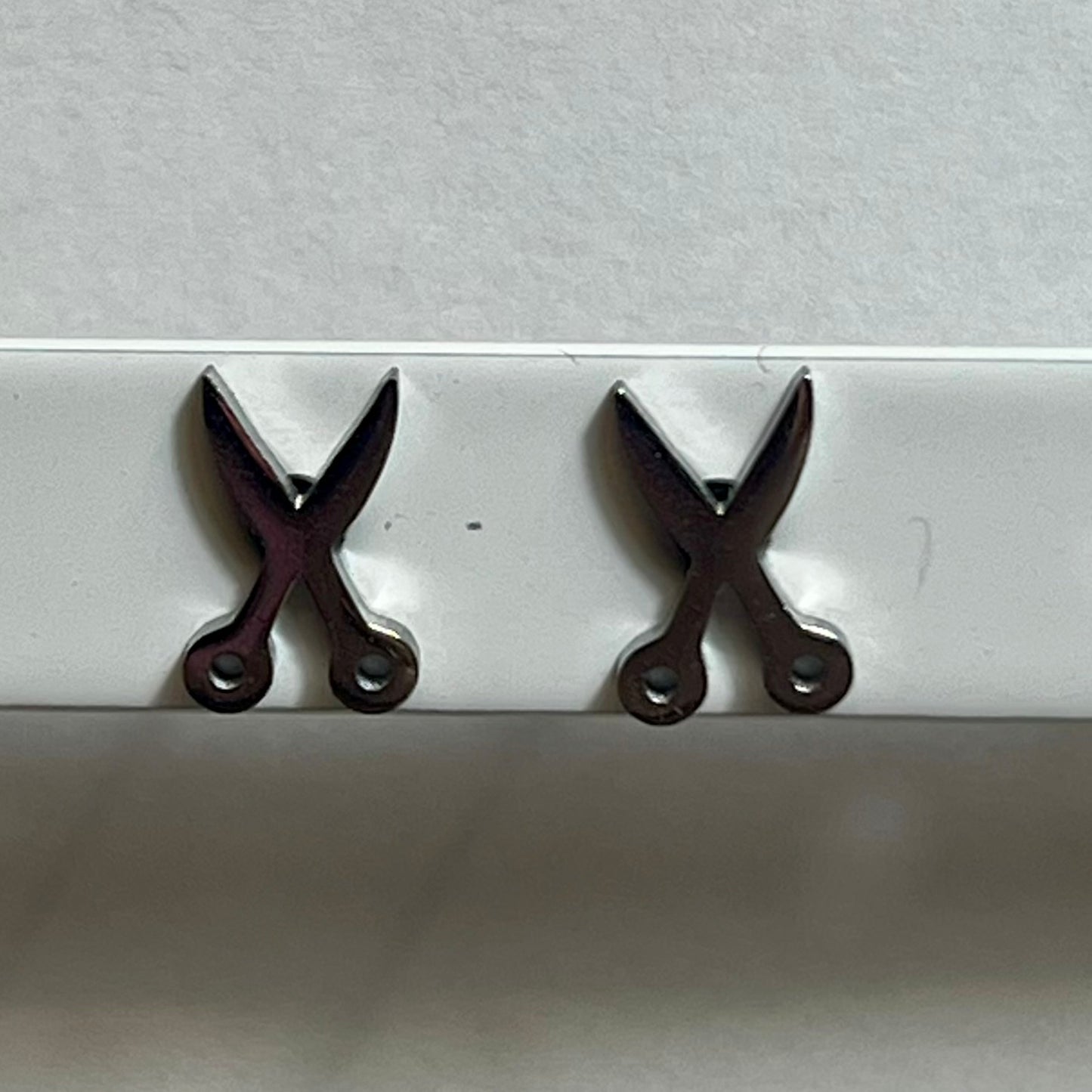 Boucles d’Oreilles en Acier Inoxydable B015 – Doré ou Argenté | Hypoallergéniques et Résistantes à l’Eau