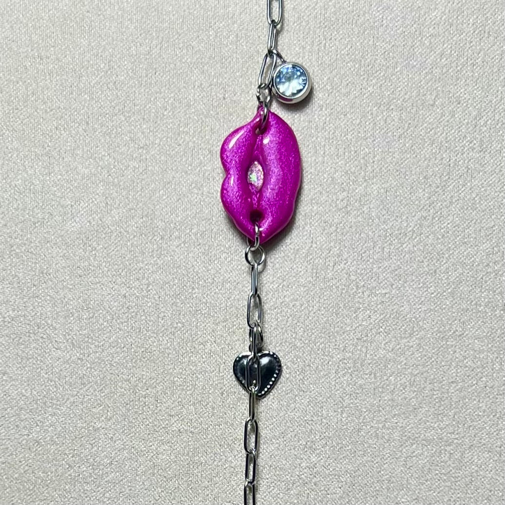 Bracelet Lips – Bracelet en acier inoxydable et pâte polymère fait main | Chaîne dorée ou argentée