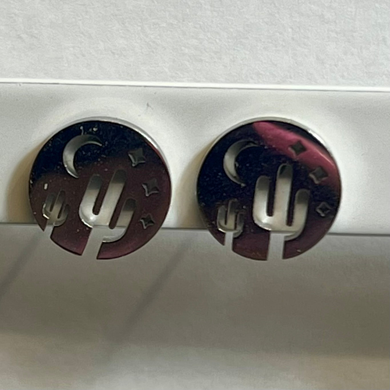 Boucles d’Oreilles en Acier Inoxydable B012 – Doré ou Argenté | Hypoallergéniques et Résistantes à l’Eau