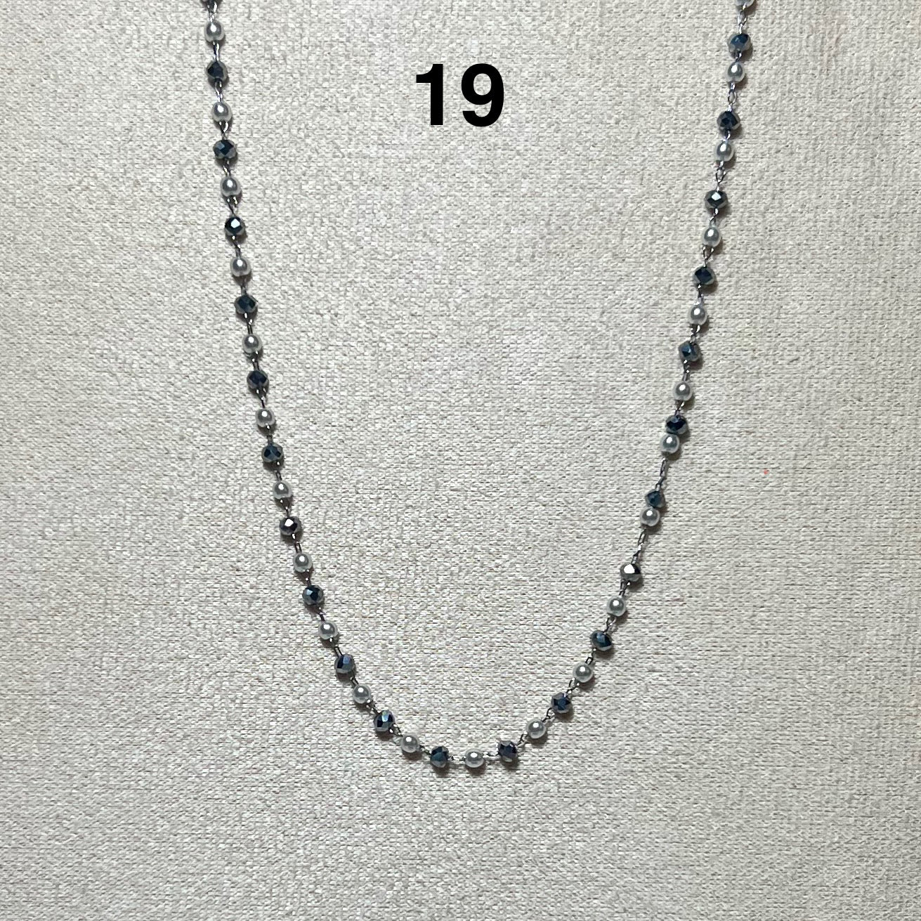 Collier en acier inoxydable N° 19 (39cm+ 5cm) – Ajustable, hypoallergénique et résistants à l’eau