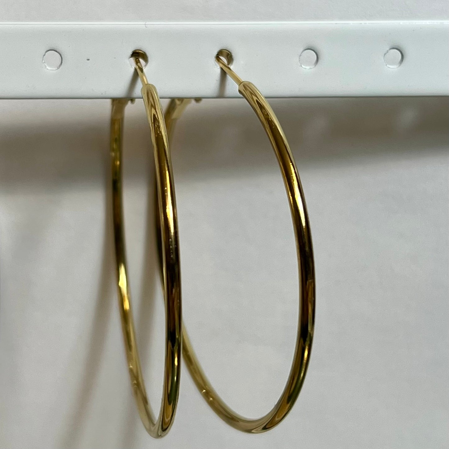 Boucles d’Oreilles en Acier Inoxydable B039 – Doré ou Argenté | Hypoallergéniques et Résistantes à l’Eau