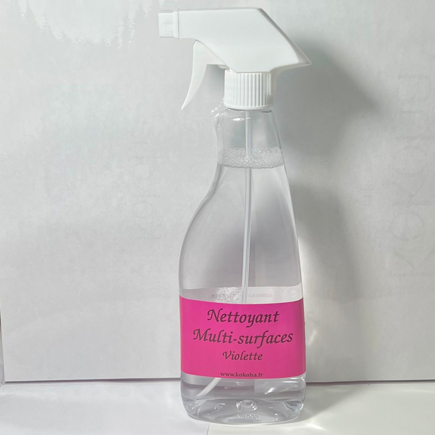Nettoyant Multi-surfaces Écologique et Hypoallergénique – Pour un intérieur sain et une planète préservée