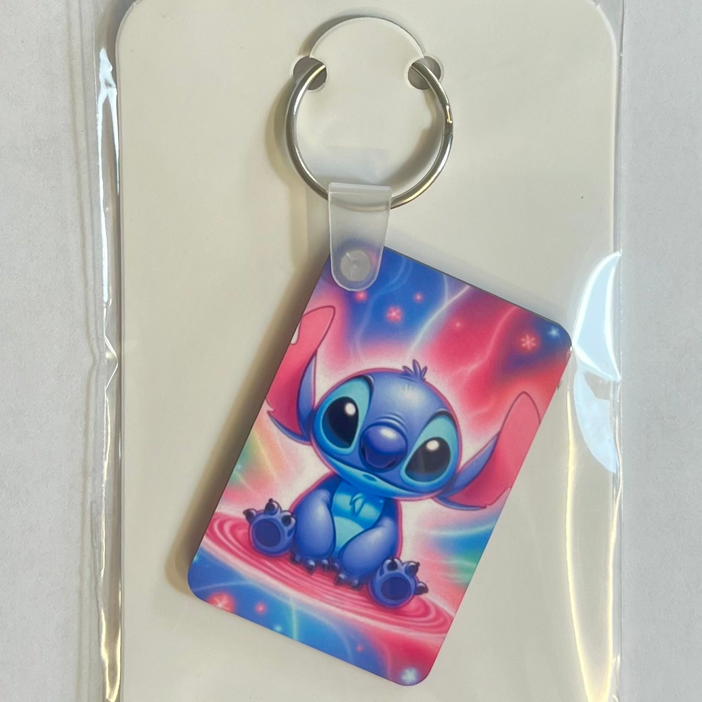 Porte-Clés Héros Recto Verso RT011 – Porte-Clés Sublimé Résistant et Unique 4x6 cm