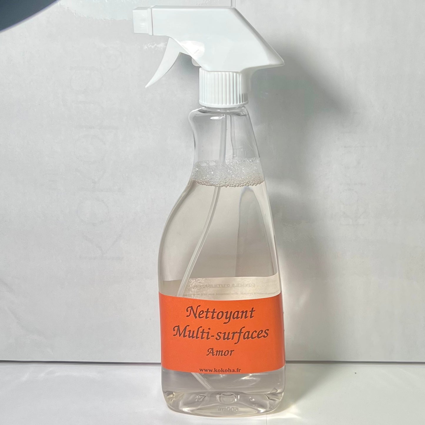 Nettoyant Multi-surfaces Écologique et Hypoallergénique – Pour un intérieur sain et une planète préservée