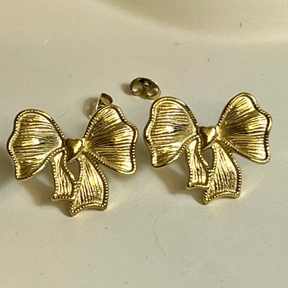Boucles d’Oreilles en Acier Inoxydable B033 – Doré ou Argenté | Hypoallergéniques et Résistantes à l’Eau