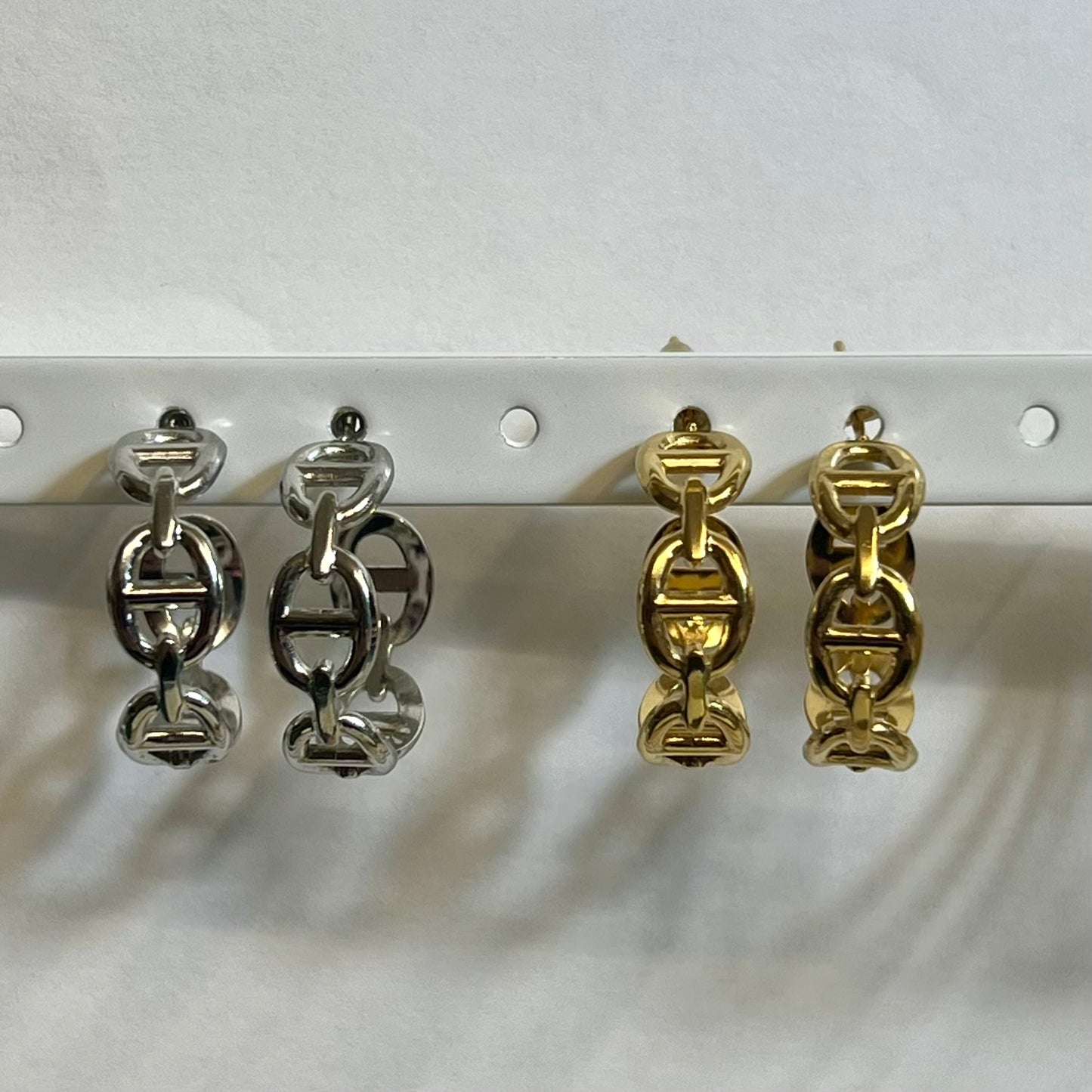 Boucles d’Oreilles en Acier Inoxydable B036 – Doré ou Argenté | Hypoallergéniques et Résistantes à l’Eau