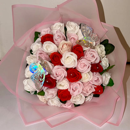Bouquet 45 Roses de savon multicolore avec emballage