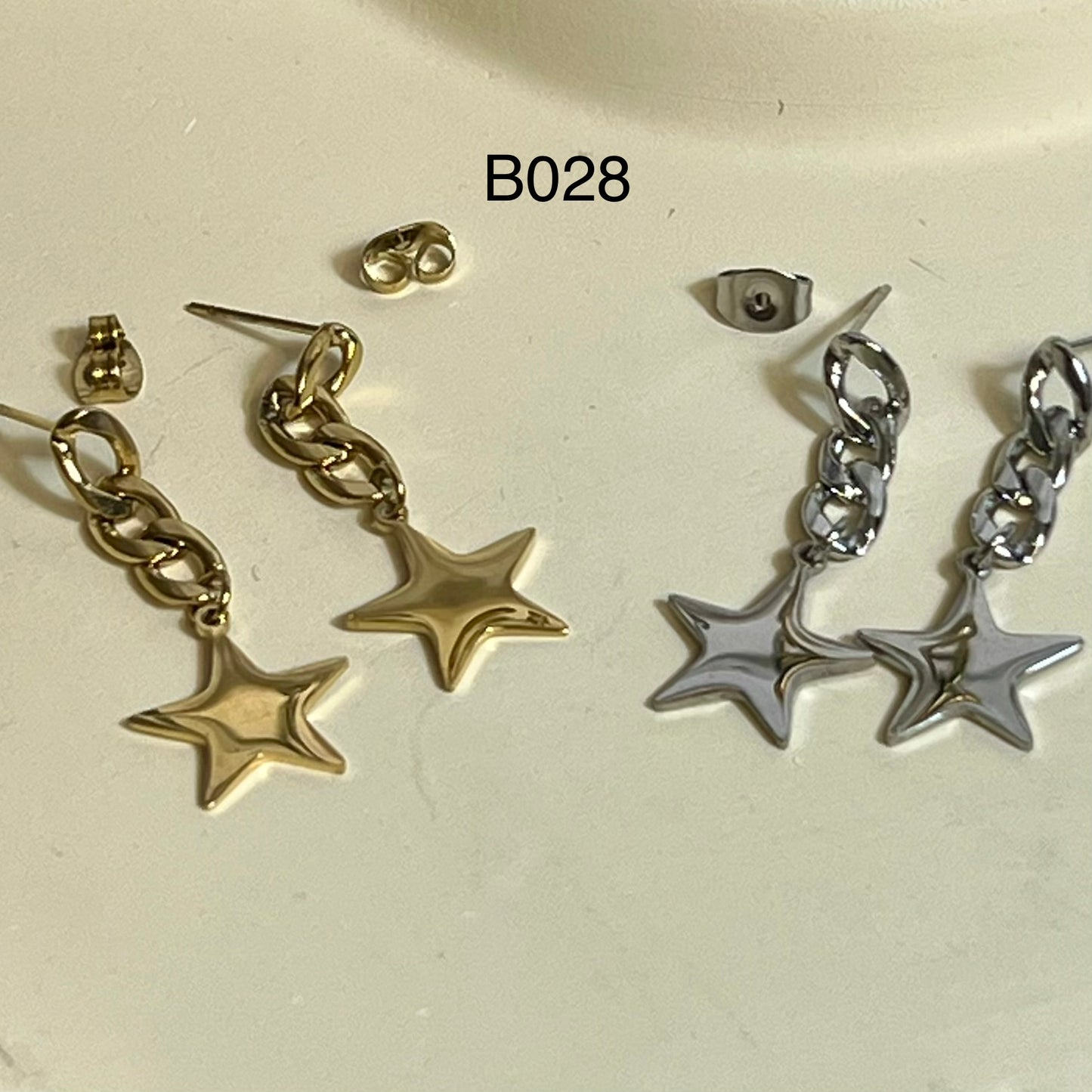 Boucles d’Oreilles en Acier Inoxydable B028 – Doré ou Argenté | Hypoallergéniques et Résistantes à l’Eau
