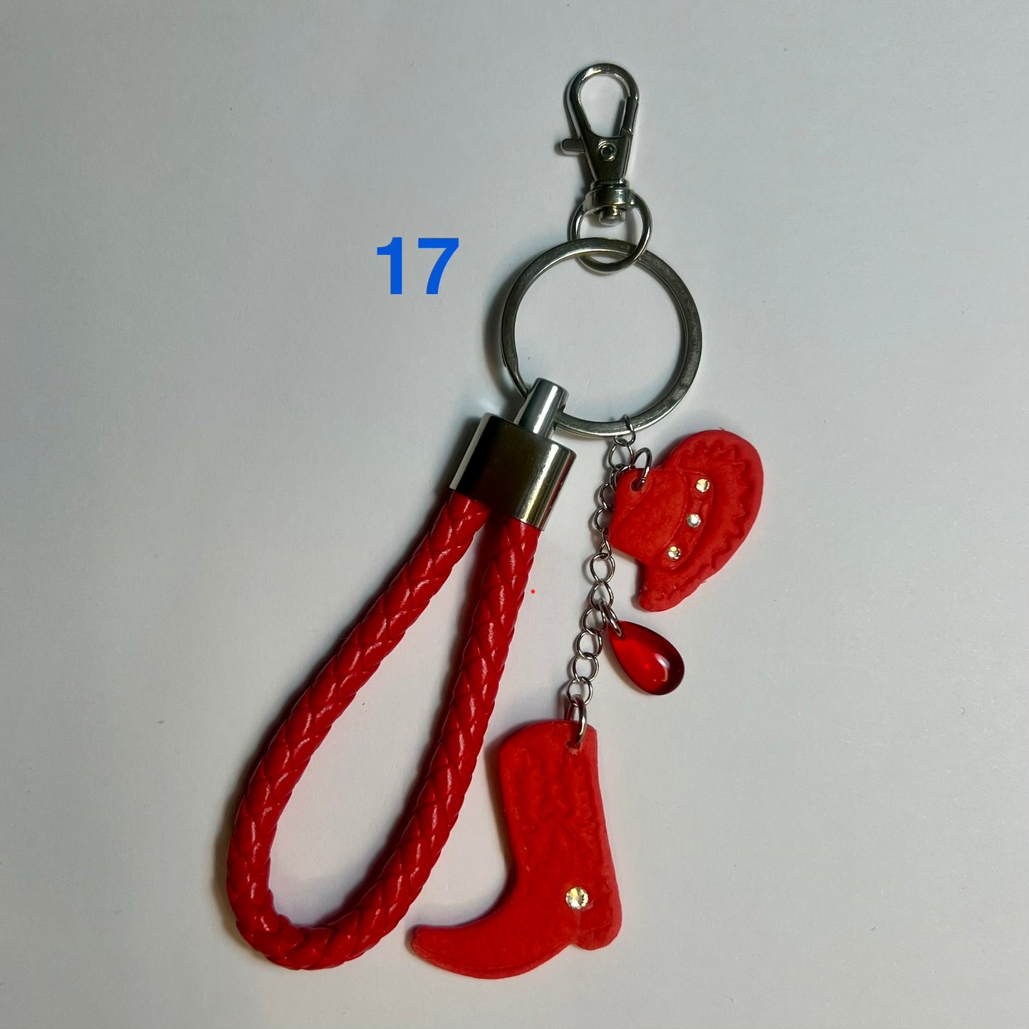 ✨ Bijou de Sac et Porte-Clés Fantaisie – Accessoire Tendance avec Breloques