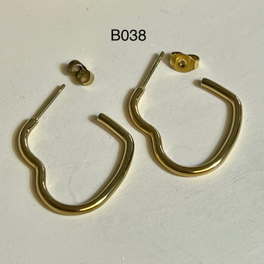 Boucles d’Oreilles en Acier Inoxydable B038 – Doré ou Argenté | Hypoallergéniques et Résistantes à l’Eau
