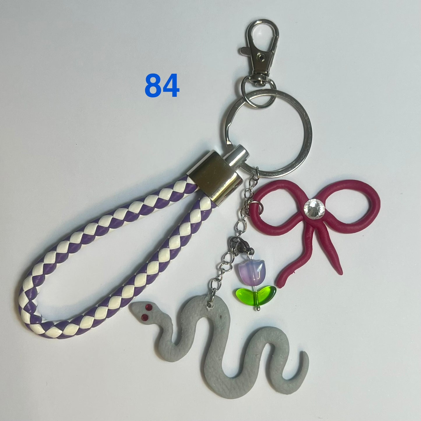 ✨ Bijou de Sac et Porte-Clés Fantaisie – Accessoire Tendance avec Breloques