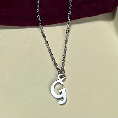 Collier Lettre Initiale en Acier Inoxydable – Doré ou Argenté | Cadeau Personnalisé à Petit Prix