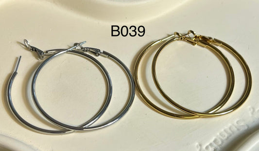 Boucles d’Oreilles en Acier Inoxydable B039 – Doré ou Argenté | Hypoallergéniques et Résistantes à l’Eau