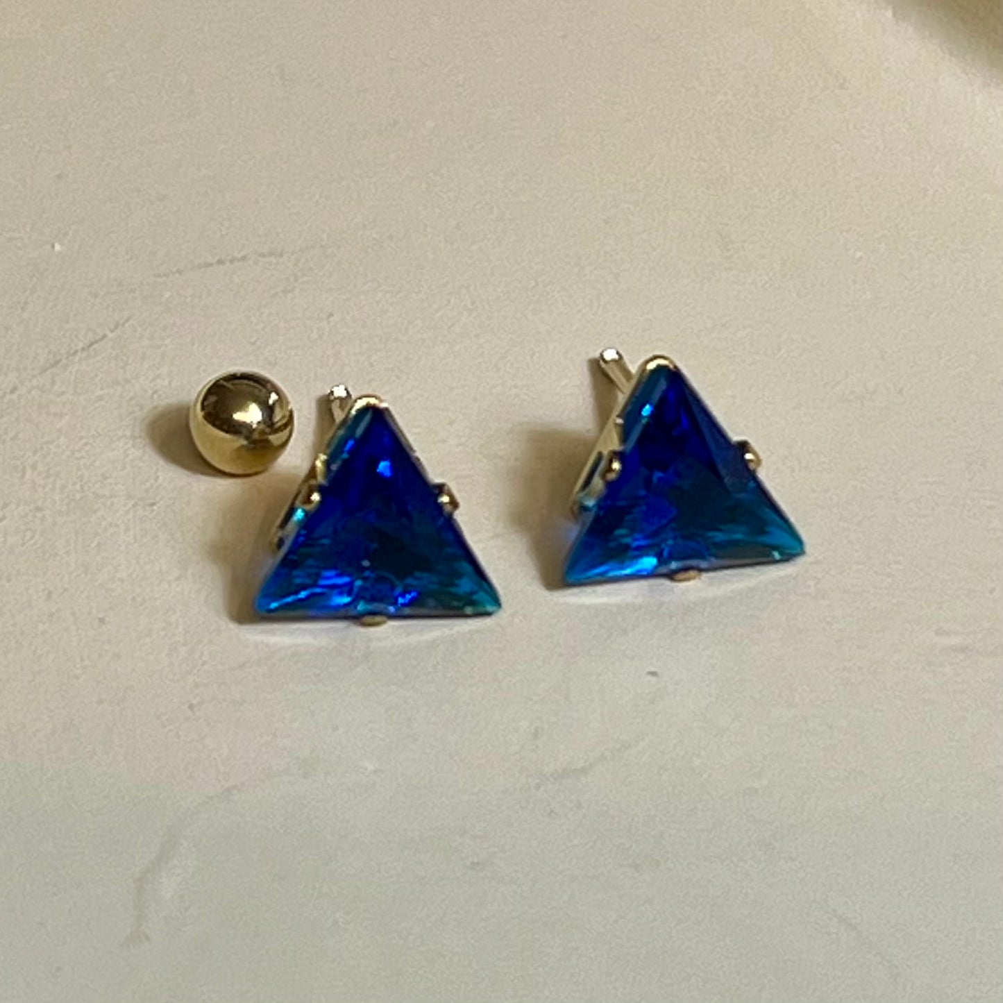 Boucles d’Oreilles en Acier Inoxydable B025 – Doré ou Argenté | Hypoallergéniques et Résistantes à l’Eau