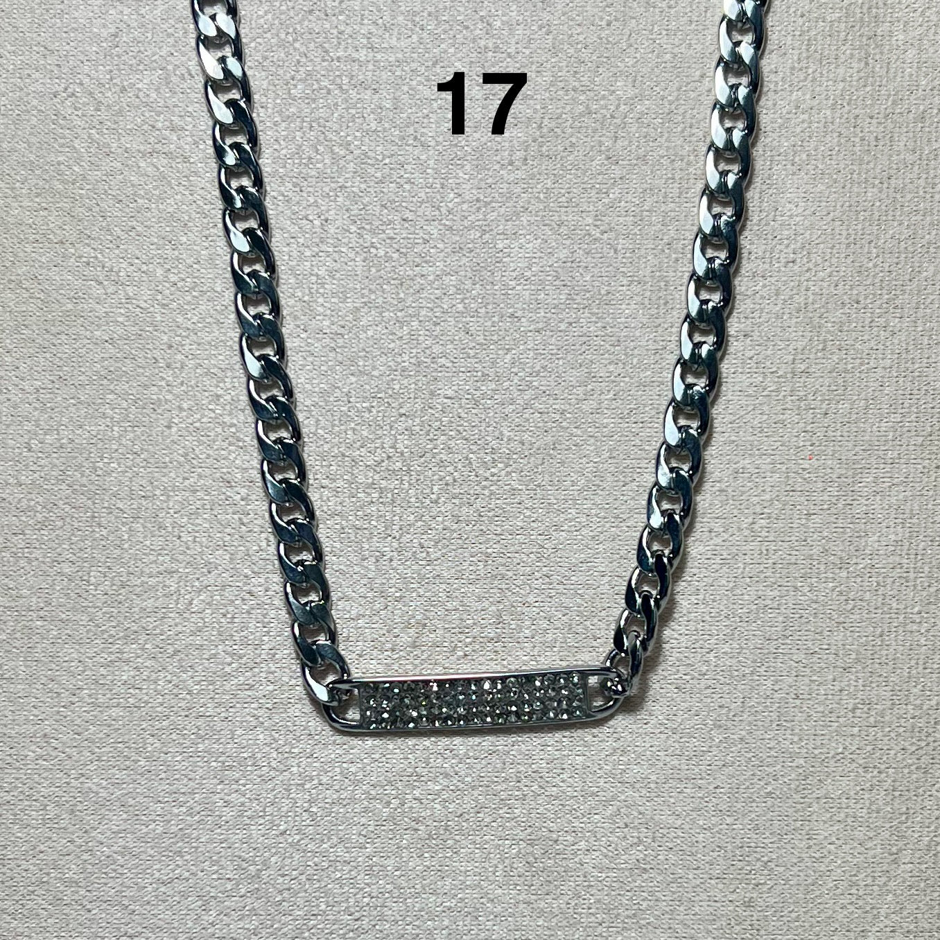 Collier en acier inoxydable N° 17 (43cm+ 5cm) – Ajustable, hypoallergénique et résistants à l’eau