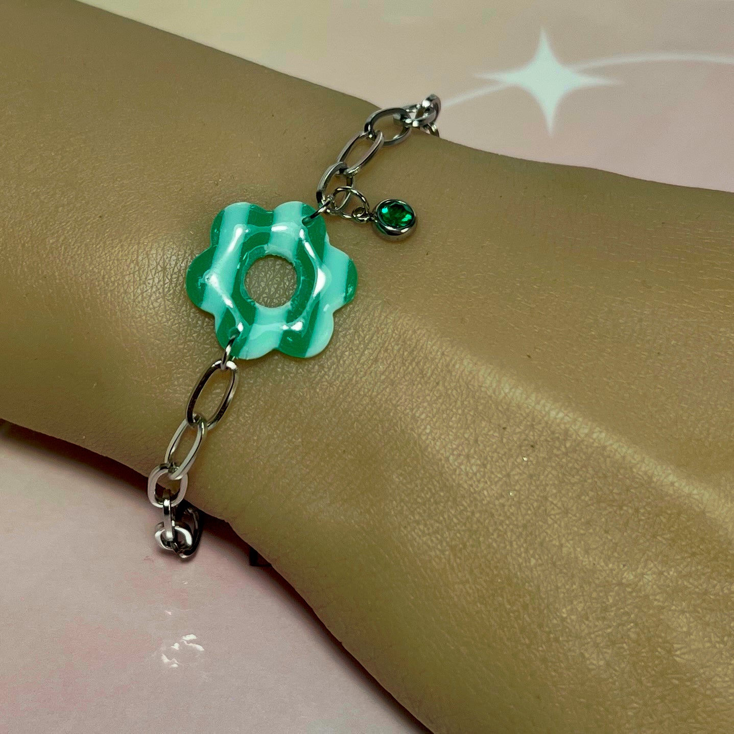 Bracelets Flora – Fleurs en pâte polymère et pierres fines/Strass sur acier inoxydable
