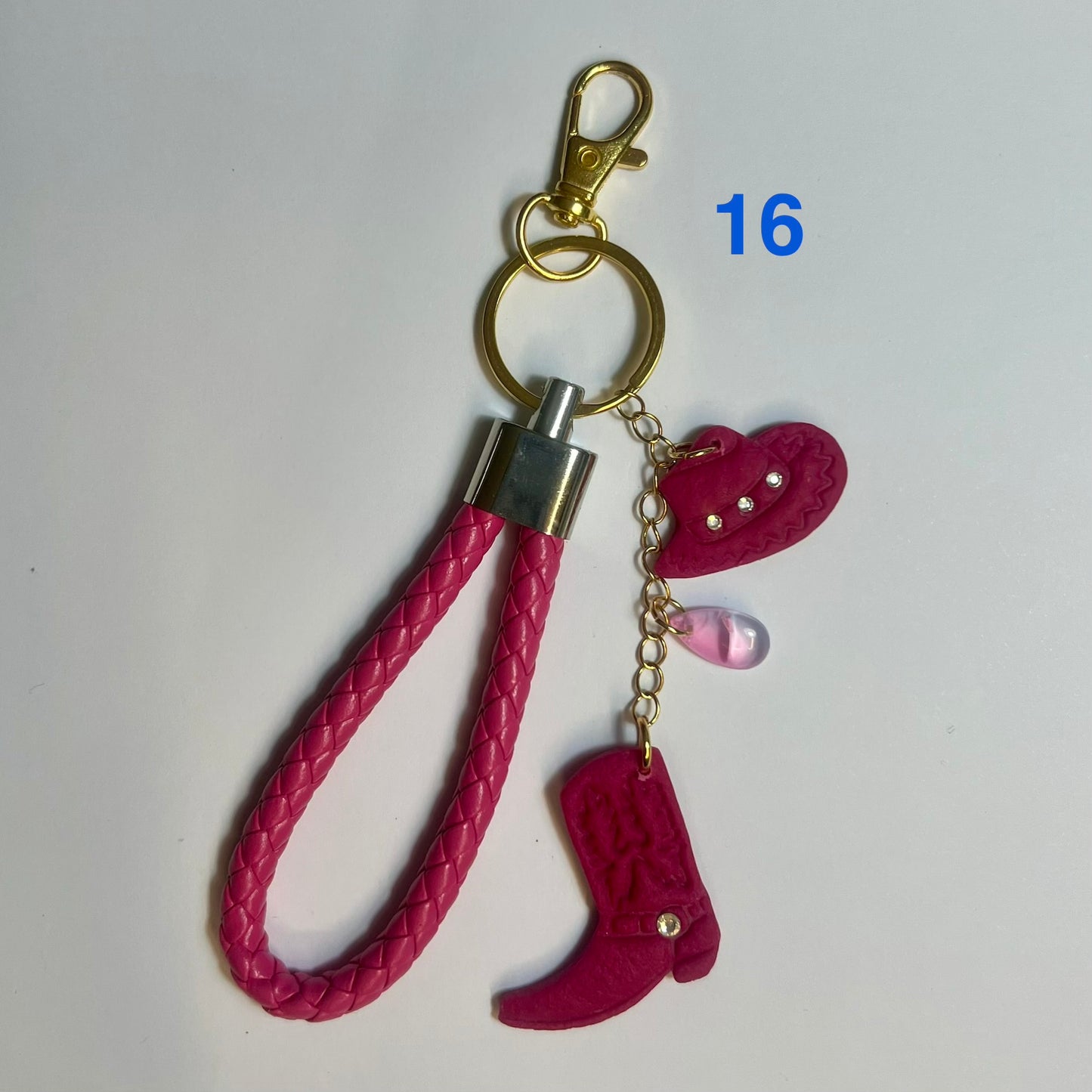 ✨ Bijou de Sac et Porte-Clés Fantaisie – Accessoire Tendance avec Breloques