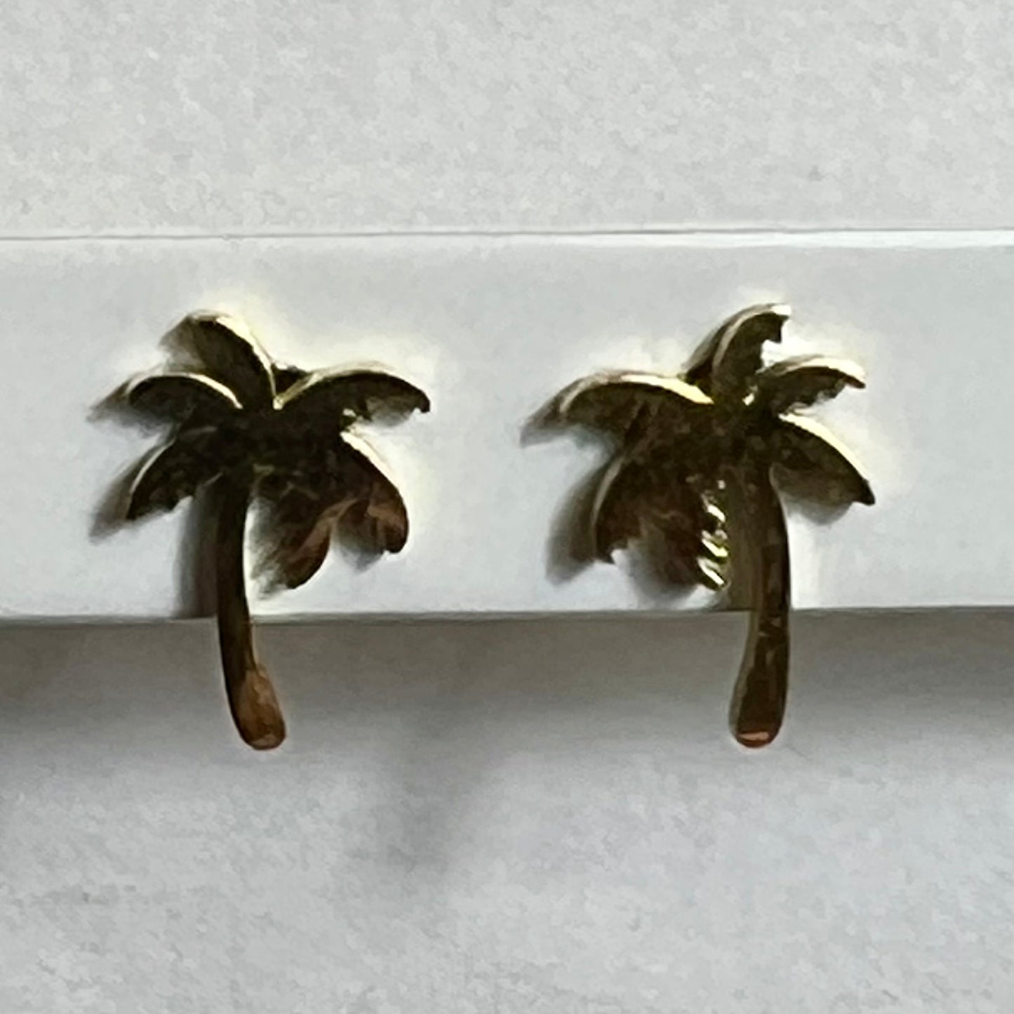 Boucles d’Oreilles en Acier Inoxydable B004 – Doré ou Argenté | Hypoallergéniques et Résistantes à l’Eau
