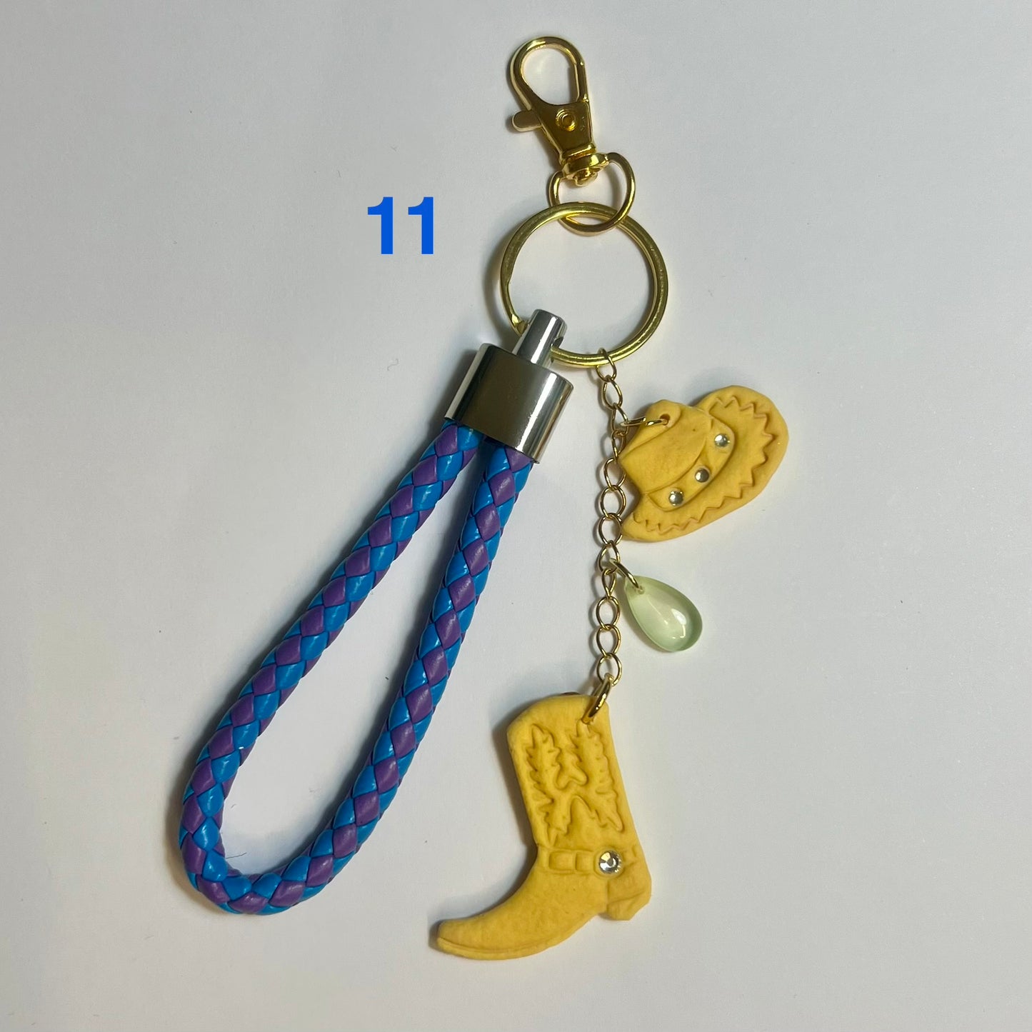 ✨ Bijou de Sac et Porte-Clés Fantaisie – Accessoire Tendance avec Breloques