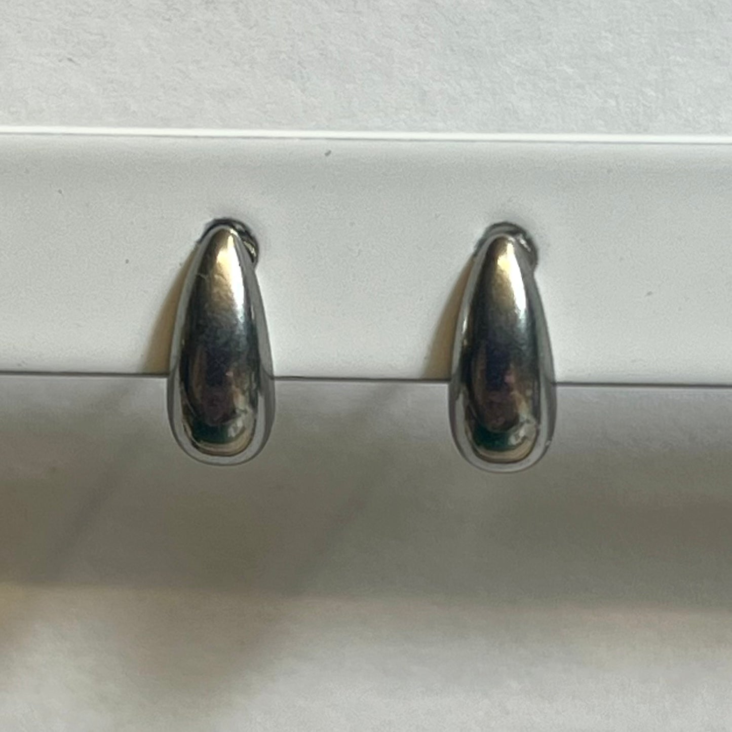 Boucles d’Oreilles en Acier Inoxydable B013 – Doré ou Argenté | Hypoallergéniques et Résistantes à l’Eau