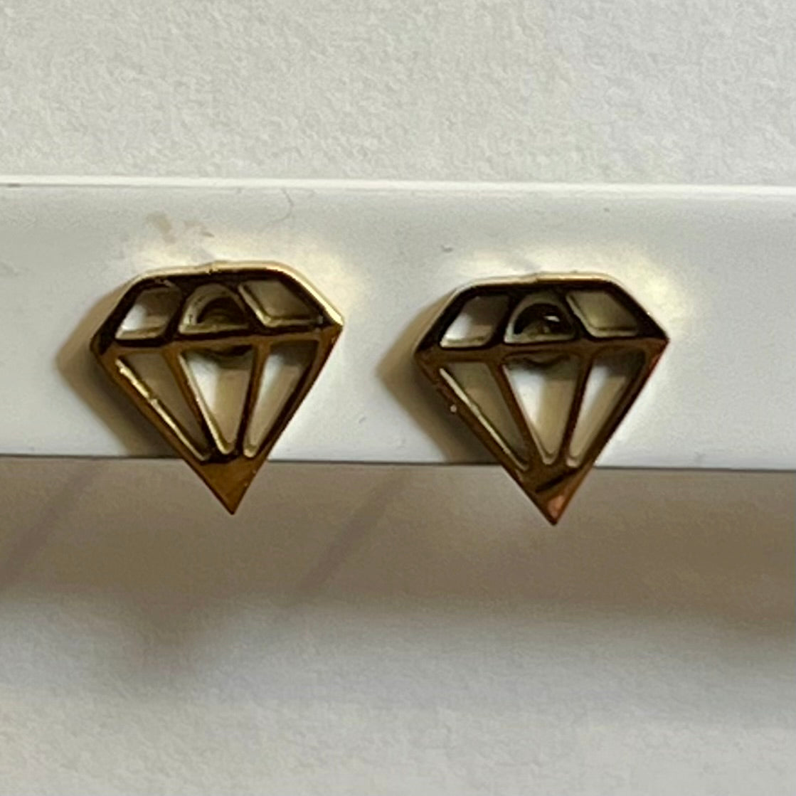 Boucles d’Oreilles en Acier Inoxydable B021 – Doré ou Argenté | Hypoallergéniques et Résistantes à l’Eau
