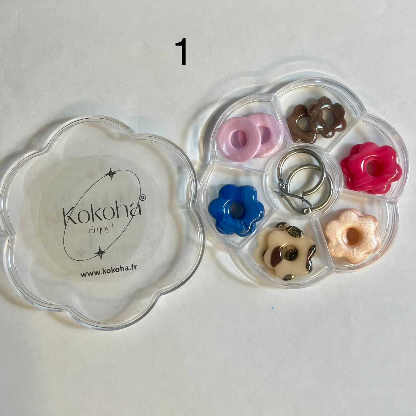 Coffret Boucles d’Oreilles Créoles et Pampilles – Boîte Fleur Acrylique Transparente | Acier Inoxydable