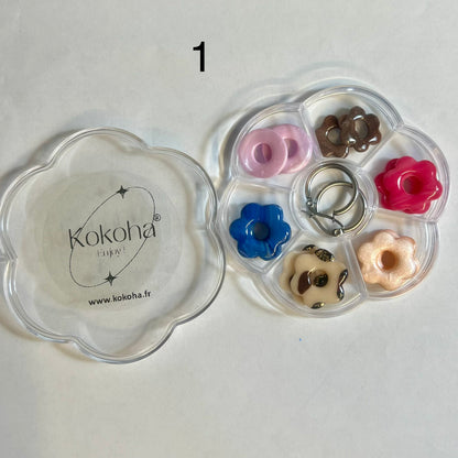 Coffret Boucles d’Oreilles Créoles et Pampilles – Boîte Fleur Acrylique Transparente | Acier Inoxydable