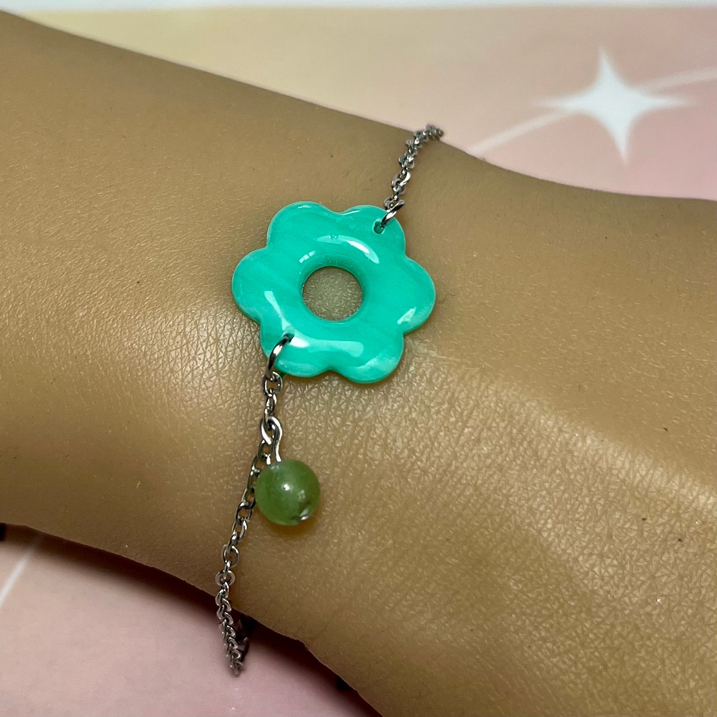 Bracelets Flora – Fleurs en pâte polymère et pierres fines/Strass sur acier inoxydable