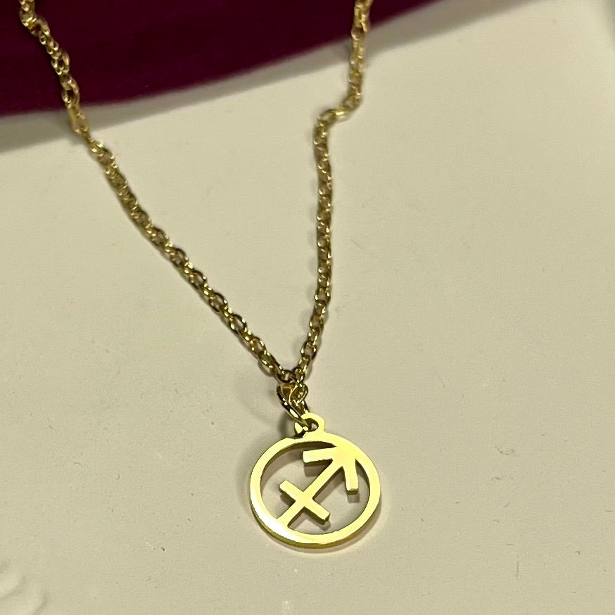 Collier Signe Astrologique en Acier Inoxydable – Doré ou Argenté | Bijou Astre Personnalisé à Petit Prix
