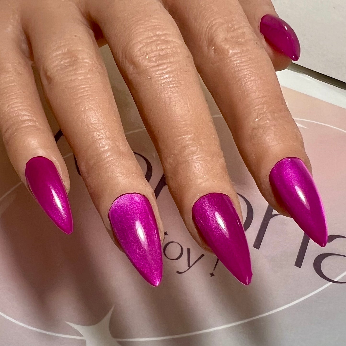Kit Press On Nails “Fast Nails” F010 – Ongles parfaits en quelques minutes !
