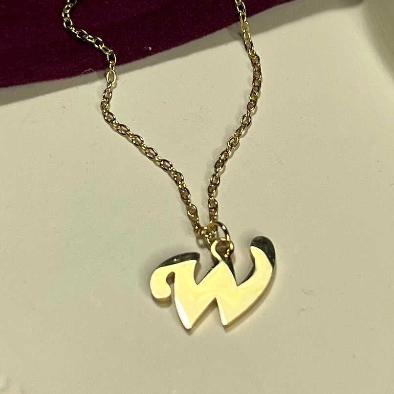 Collier Lettre Initiale en Acier Inoxydable – Doré ou Argenté | Cadeau Personnalisé à Petit Prix