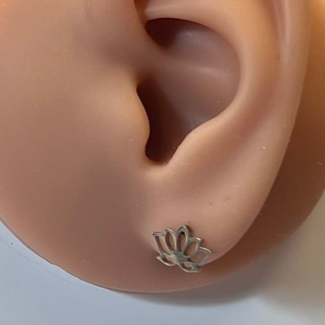 Boucles d’Oreilles en Acier Inoxydable B003 – Doré ou Argenté | Hypoallergéniques et Résistantes à l’Eau