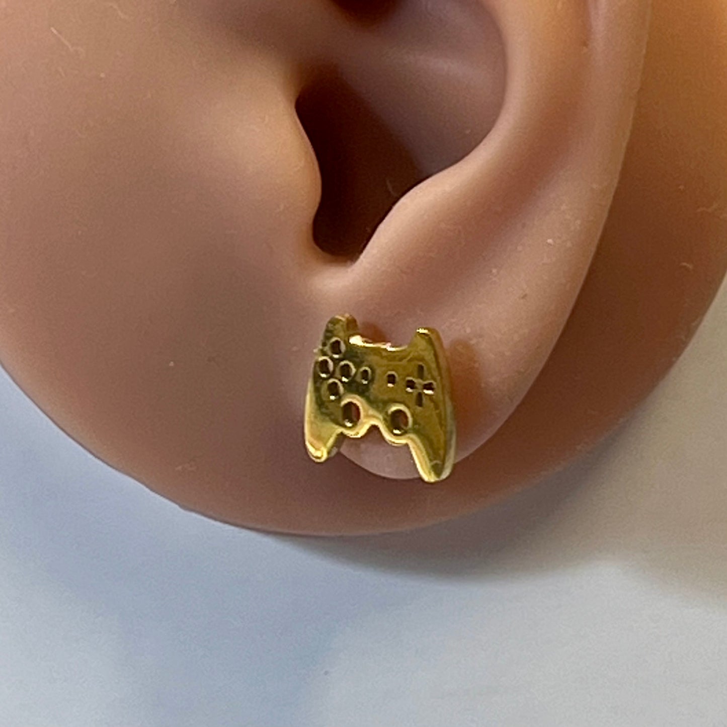 Boucles d’Oreilles en Acier Inoxydable B011 – Doré ou Argenté | Hypoallergéniques et Résistantes à l’Eau