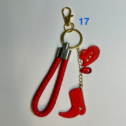 ✨ Bijou de Sac et Porte-Clés Fantaisie – Accessoire Tendance avec Breloques