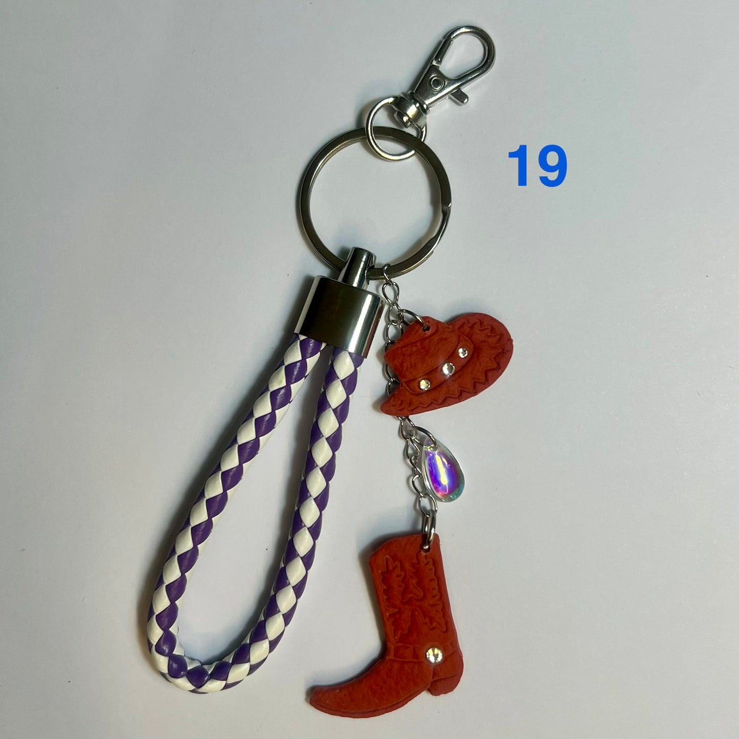 ✨ Bijou de Sac et Porte-Clés Fantaisie – Accessoire Tendance avec Breloques