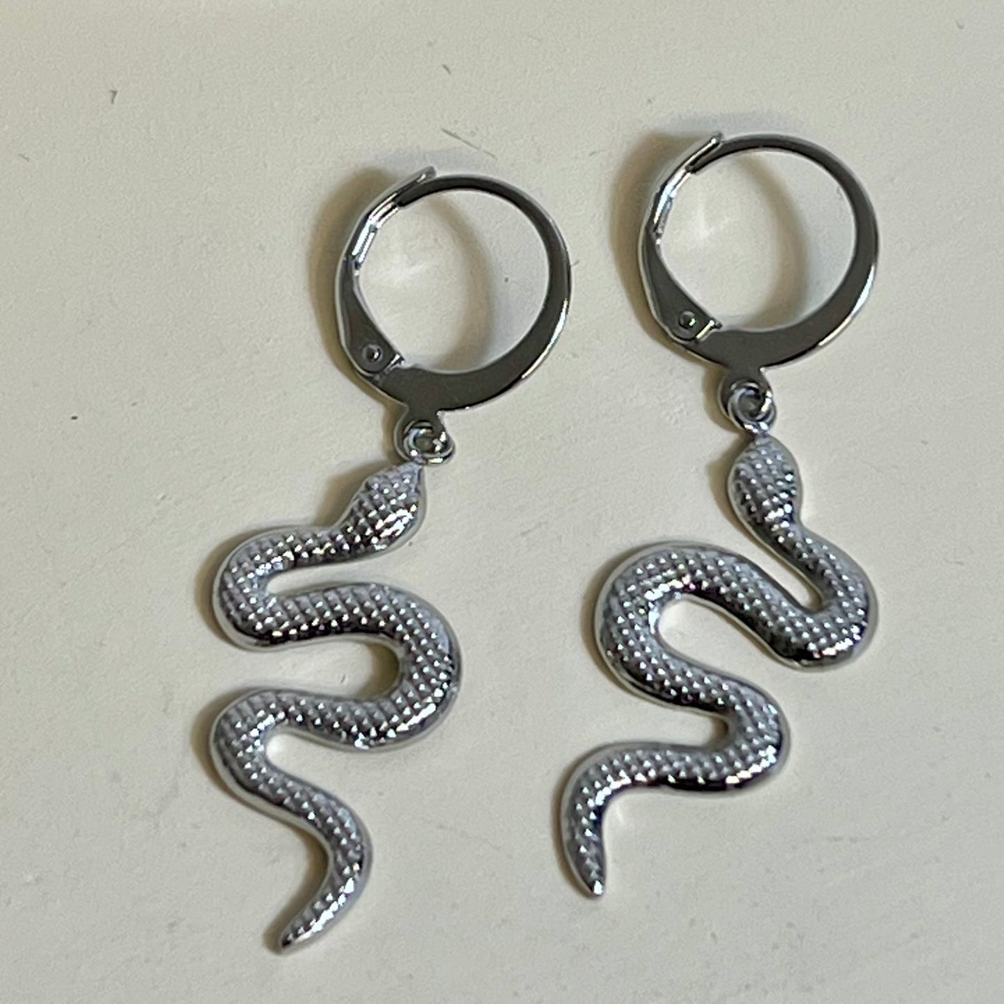 Boucles d’Oreilles en Acier Inoxydable B030 – Doré ou Argenté | Hypoallergéniques et Résistantes à l’Eau