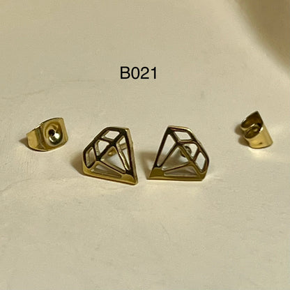 Boucles d’Oreilles en Acier Inoxydable B021 – Doré ou Argenté | Hypoallergéniques et Résistantes à l’Eau