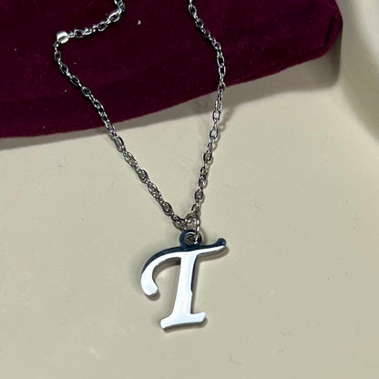 Collier Lettre Initiale en Acier Inoxydable – Doré ou Argenté | Cadeau Personnalisé à Petit Prix