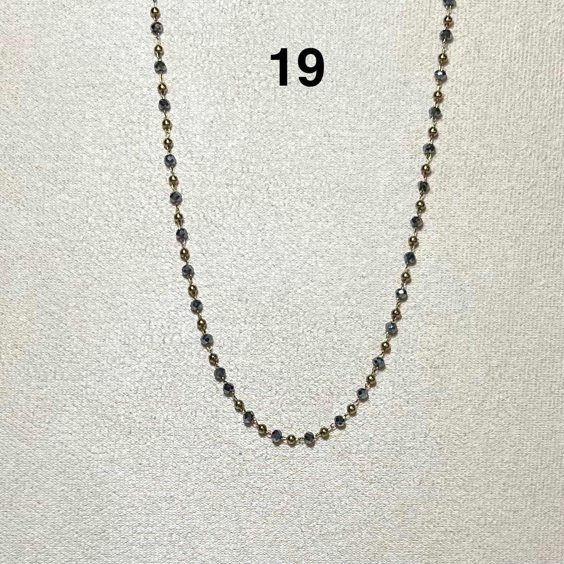 Collier en acier inoxydable N° 19 (39cm+ 5cm) – Ajustable, hypoallergénique et résistants à l’eau