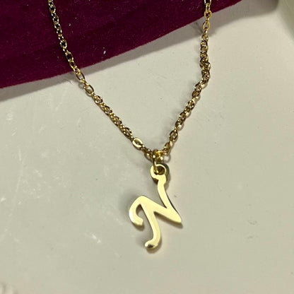 Collier Lettre Initiale en Acier Inoxydable – Doré ou Argenté | Cadeau Personnalisé à Petit Prix