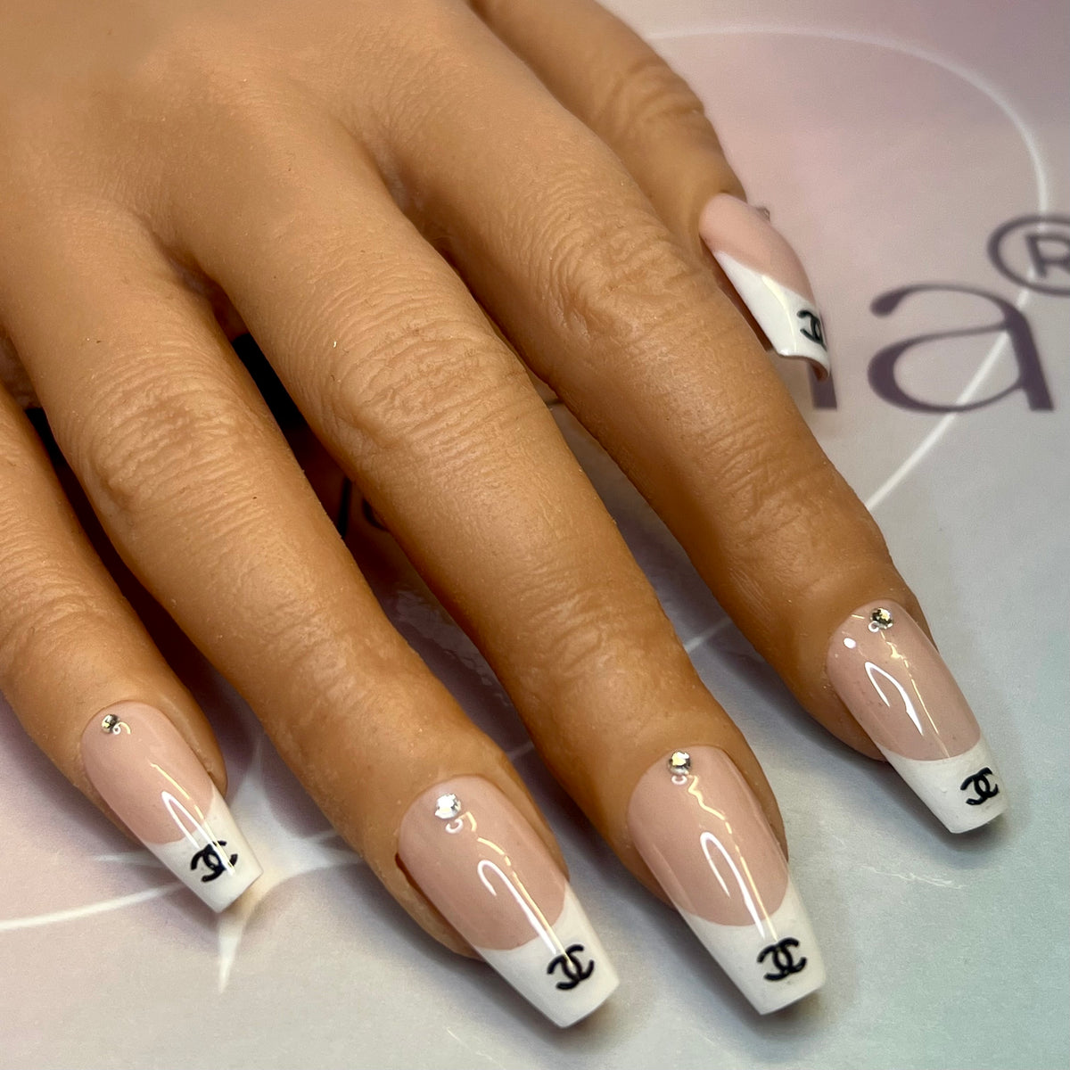 Fast Nails Kokoha F016 French avec strass brillants