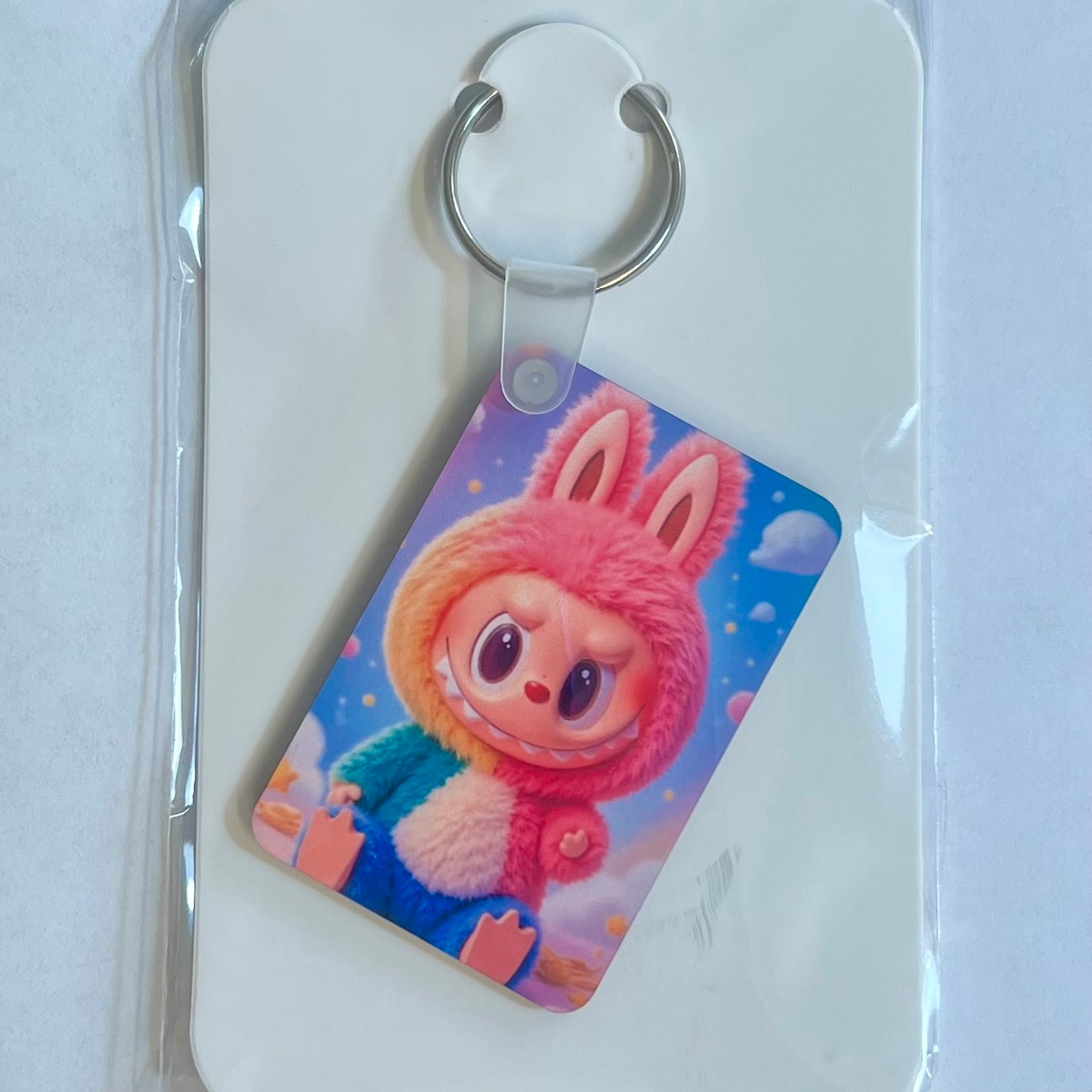 Porte-Clés Héros Recto Verso RT006 – Porte-Clés Sublimé Résistant et Unique 4x6 cm