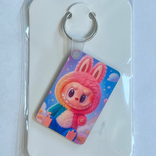 Porte-Clés Héros Recto Verso RT006 – Porte-Clés Sublimé Résistant et Unique 4x6 cm