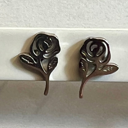 Boucles d’Oreilles en Acier Inoxydable B006 – Doré ou Argenté | Hypoallergéniques et Résistantes à l’Eau
