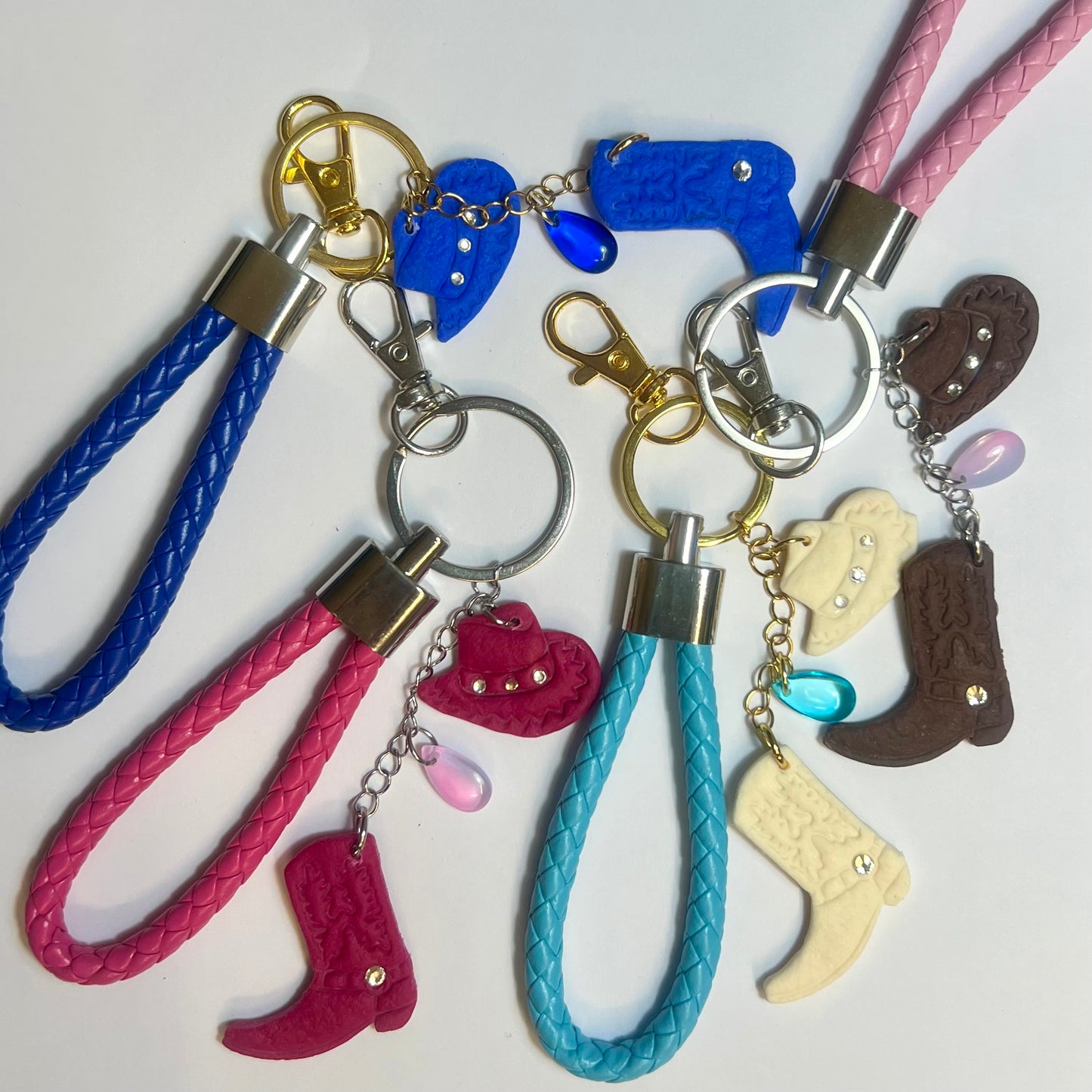 ✨ Bijou de Sac et Porte-Clés Fantaisie – Accessoire Tendance avec Breloques