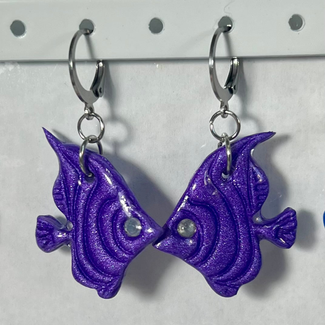 Boucles d'Oreilles Marine en Acier Inoxydable et Pâte Polymère – Coquillage , Poisson et Dauphin