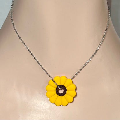 Collier Maxi GlowSun – Tournesol XXL en pâte polymère et chaîne acier inoxydable 50 cm