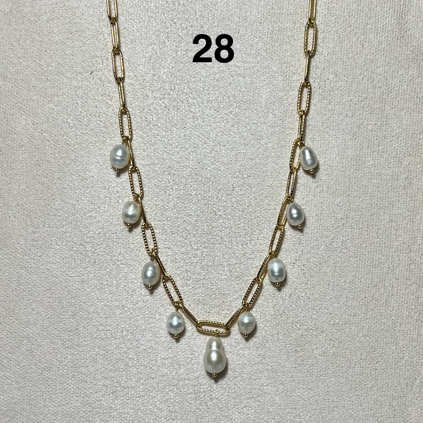 Collier en acier inoxydable N° 28 (46cm+ 5cm) – Ajustable, hypoallergénique et résistants à l’eau