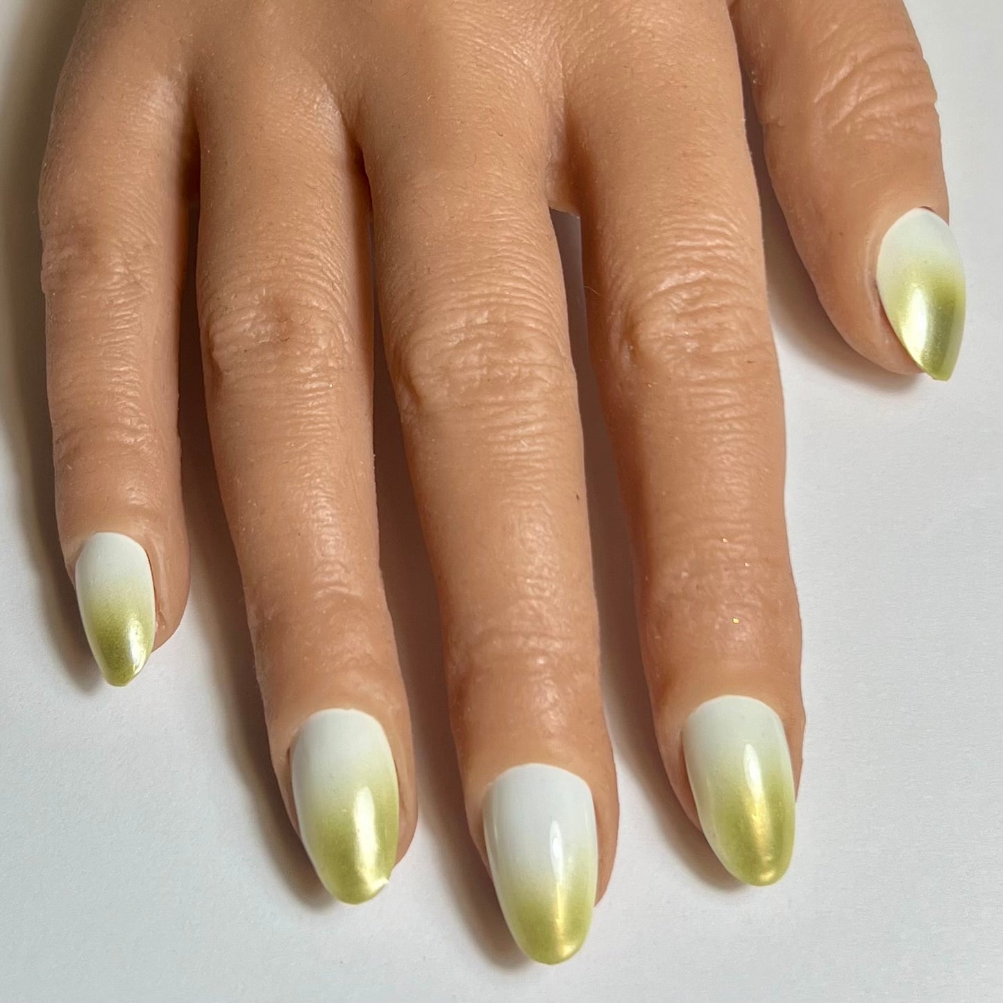 Kit Press On Nails “Fast Nails” universels NO035 à assortir à la parure